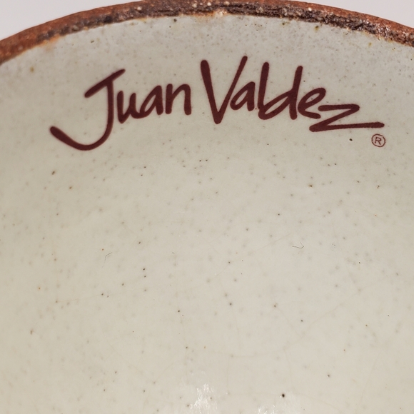 Juan Valdez Rare Handmade Pottery Espresso Cups And Saucers Set of 2 Brown Beige - Picture 11 of 16